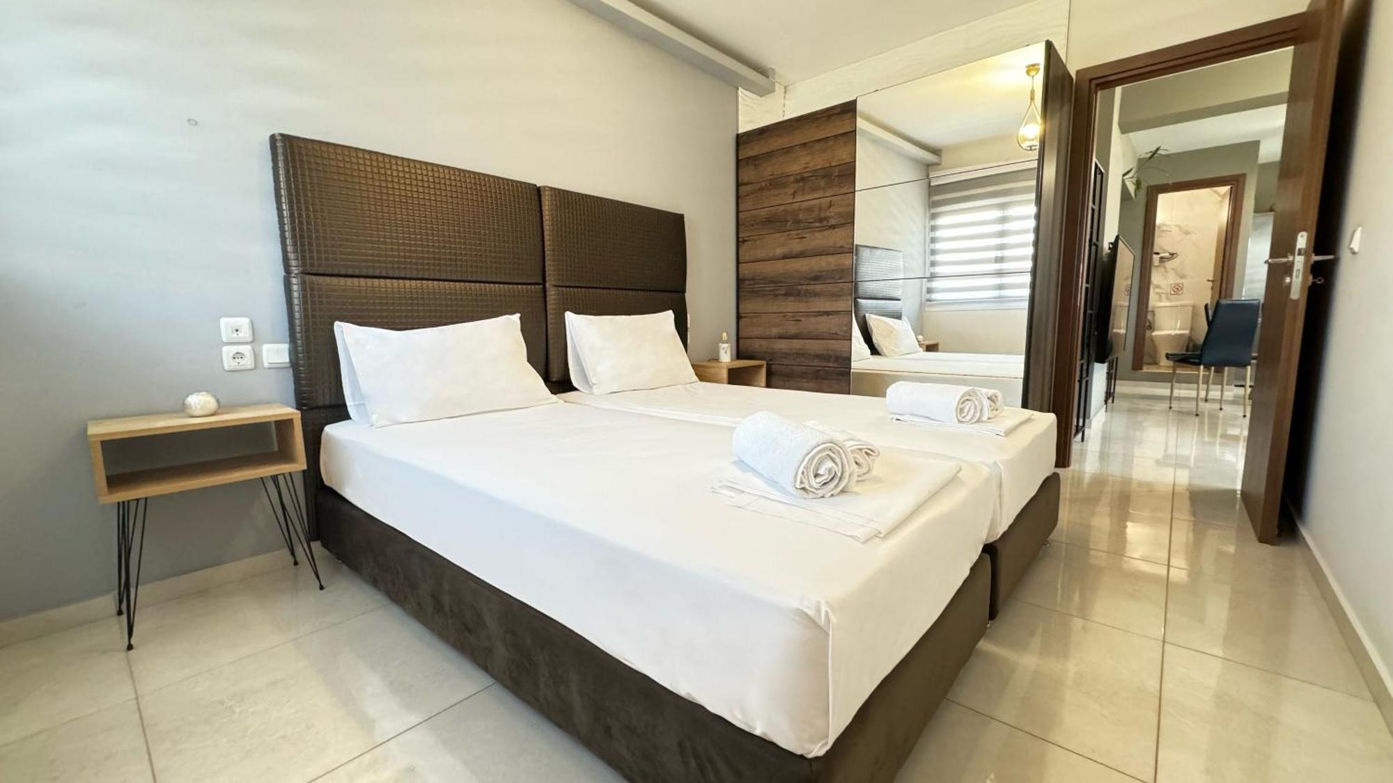 Unique1 - Two Bedroom Private Lux City Apartment Heraklion  Exterior photo